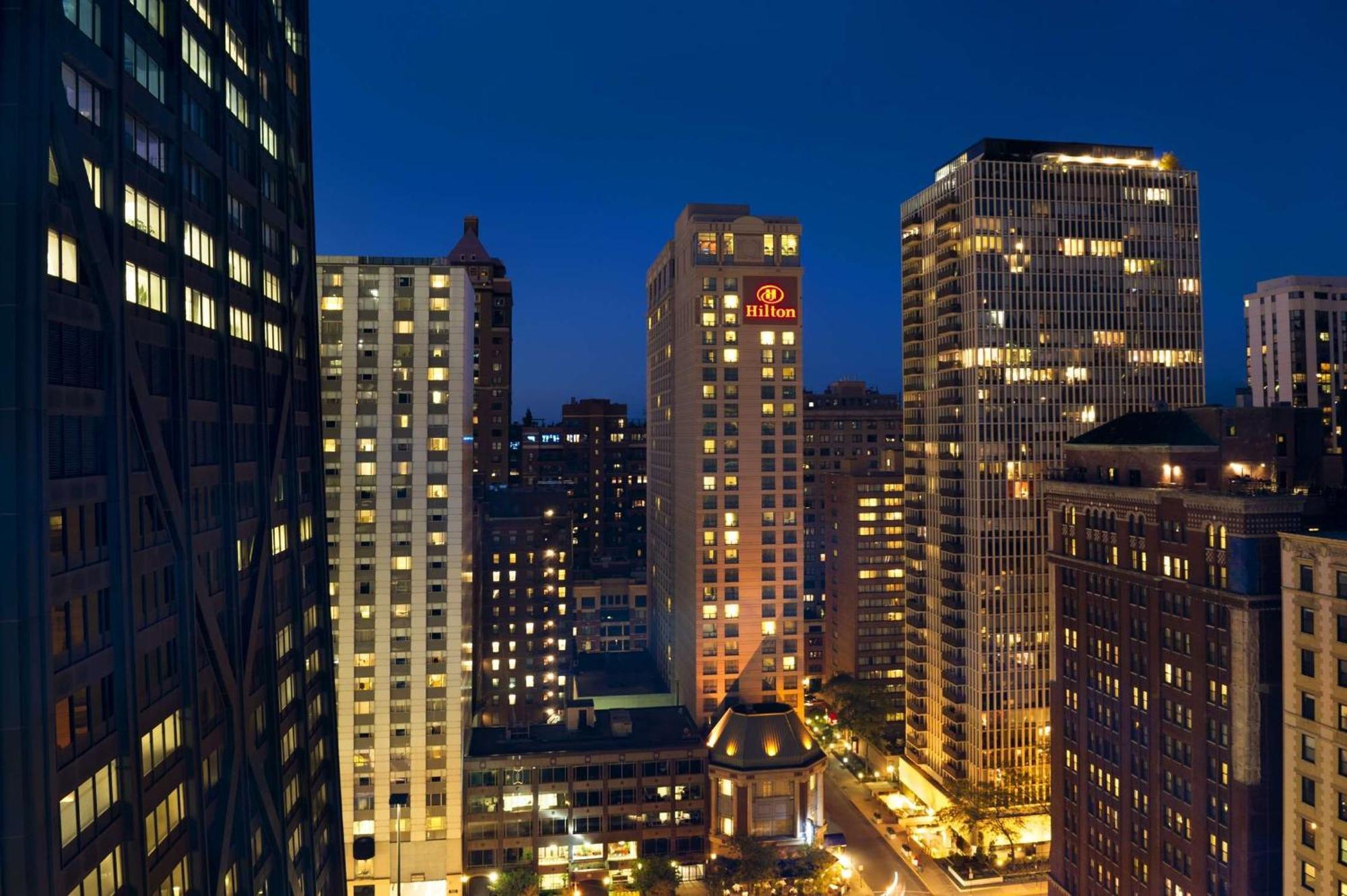 Hilton Chicago Magnificent Mile Suites Eksteriør bilde